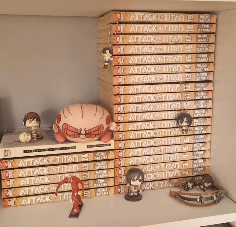 L'Attaque des Titans en anglais 1-24 + La science de L'Attaq, Plusieurs comics, Enlèvement ou Envoi, Comme neuf, Japon (Manga)