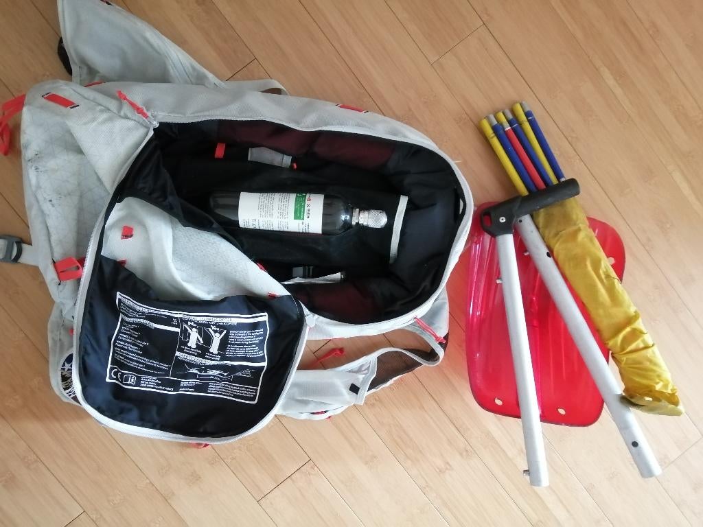 Sac à dos ski airbag Arva, Enlèvement, Ski