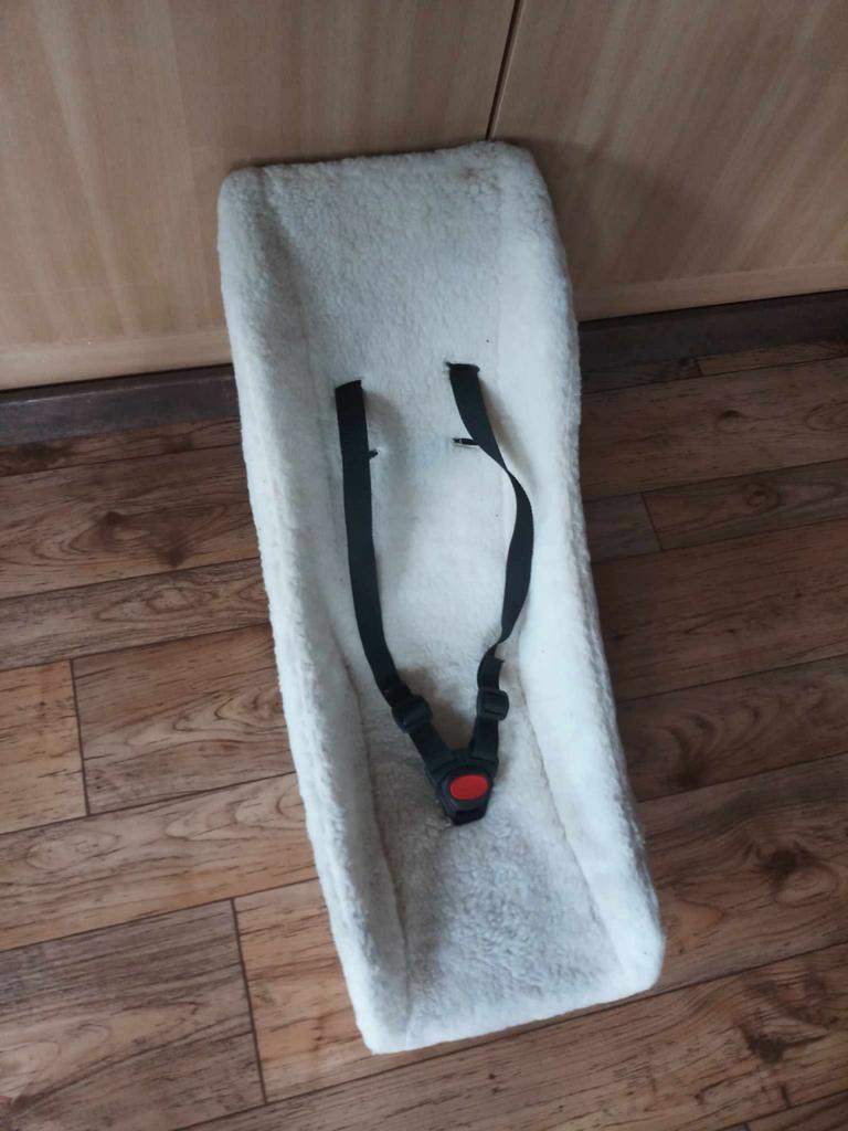 Babyschaal voor fietskar, Enlèvement ou Envoi, Comme neuf