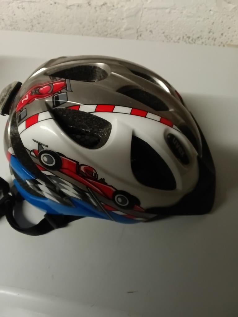 Casque velo garçon 49-55 cm marque Uvex, Fietsen en Brommers, Fietsaccessoires | Fietshelmen, Ophalen, S, Jongen