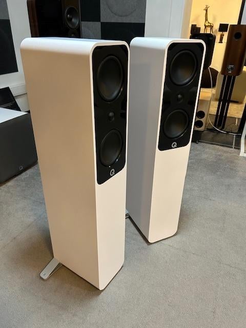 Q acoustics 5040 wit (ex demo 5j garantie), Audio, Tv en Foto, Overige merken, Nieuw, Ophalen of Verzenden, 120 watt of meer