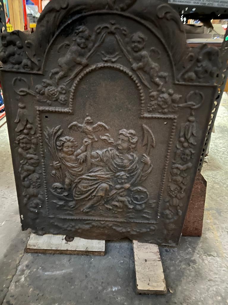 GIETIJZEREN KACHEL begin 21e eeuw, Ophalen