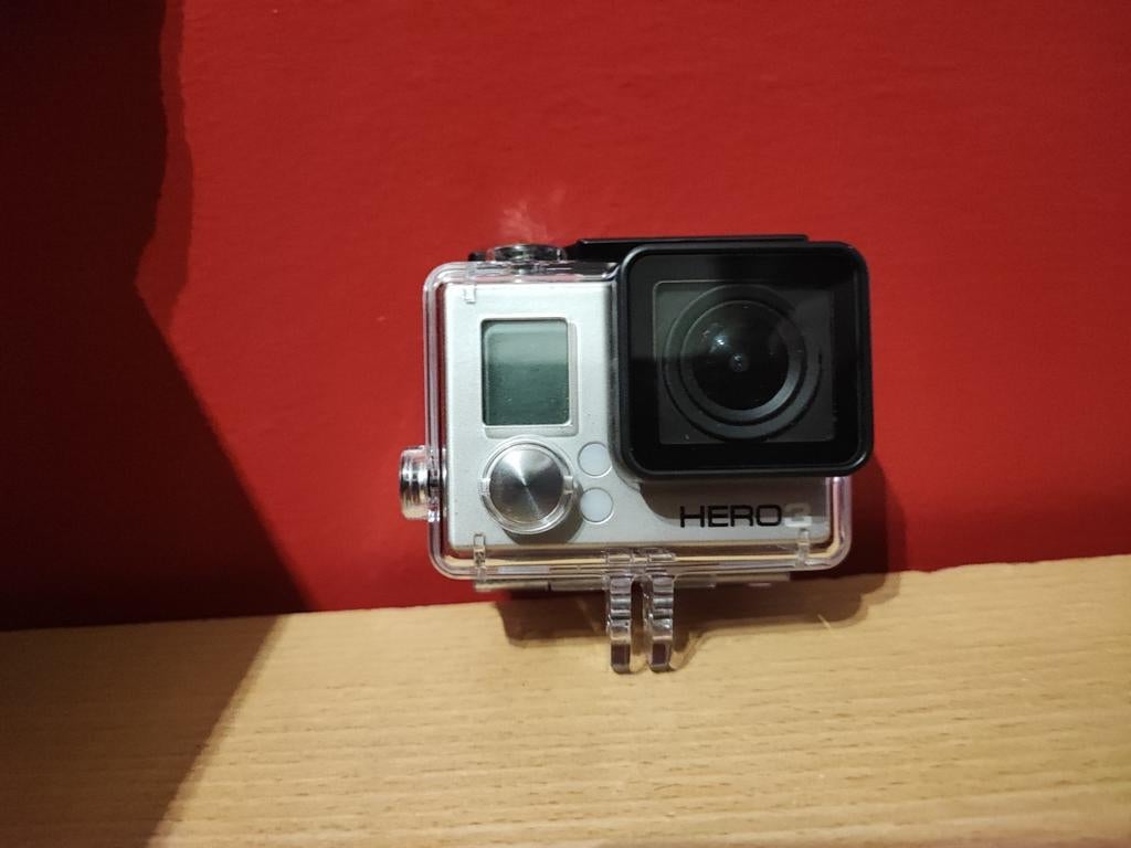 Go Pro Hero 3, TV, Hi-fi & Vidéo, Caméras action, Enlèvement ou Envoi, Comme neuf