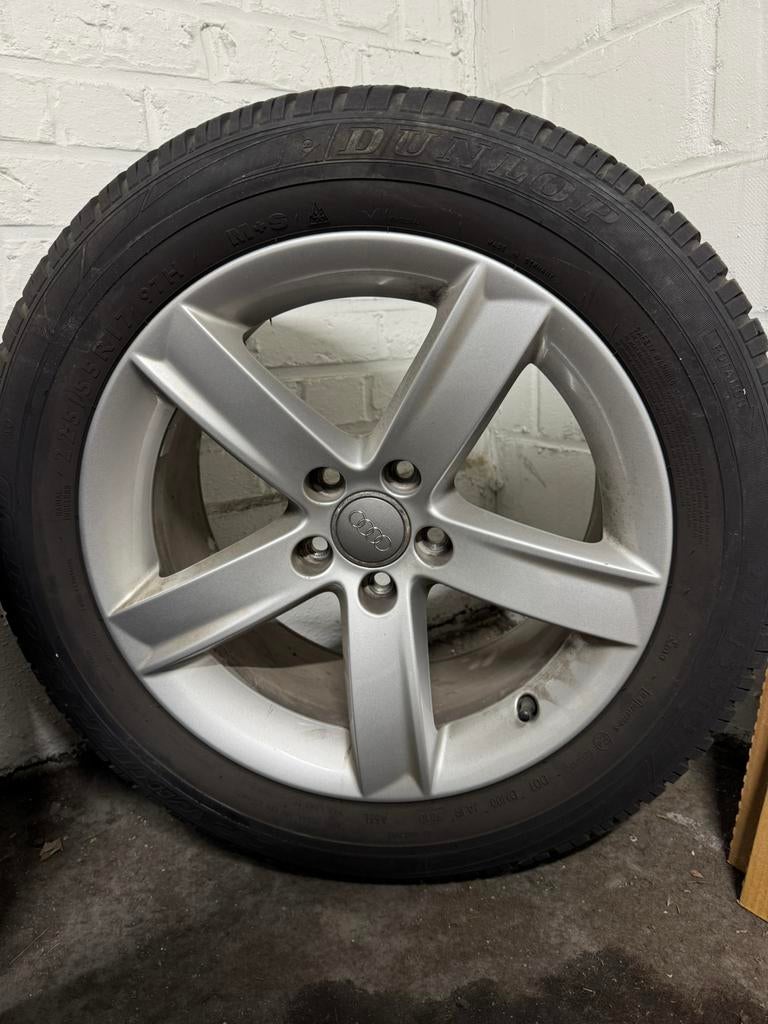 PNEUS NEIGE et jantes alu | AUDI A4 - 8000 km, Enlèvement, Pneu(s)