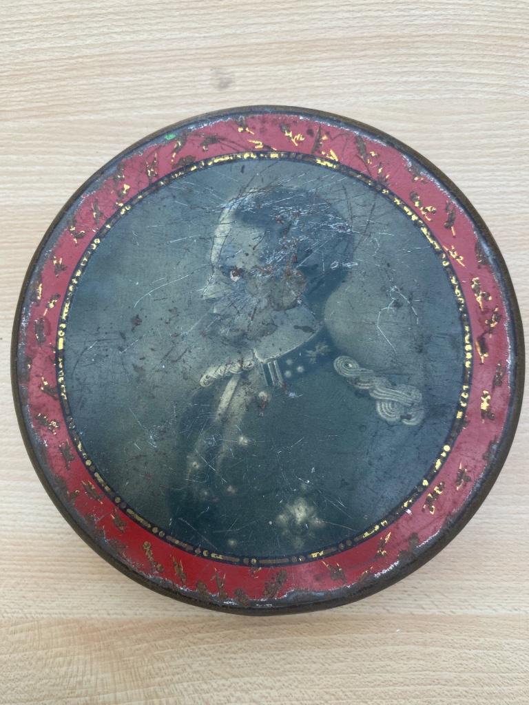 Boîte en fer blanc vintage Leopold 3 A.Lecocq & Sr Brux S.A., Collections, Boîte en métal, Utilisé, Biscuits, Autres marques, Envoi