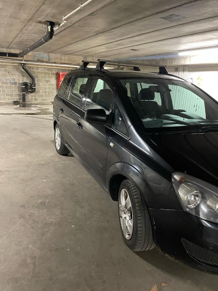 opel ZAFIRA noir 7 places, Euro 5, Achat, 1700 kg, 7 places