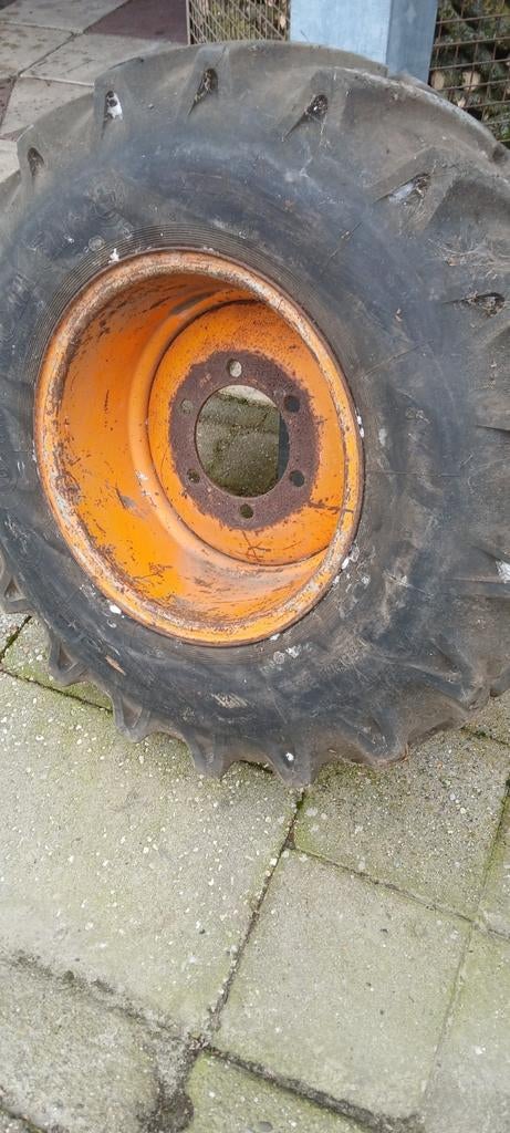 Reserve wiel shovel/ wiellader 12.5 /80 /18, Articles professionnels, Machines & Construction | Grues & Excavatrices, Enlèvement