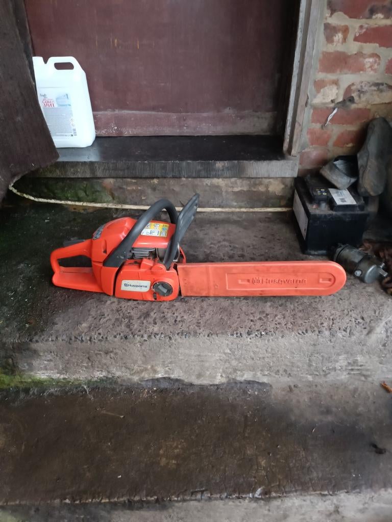 Tronçonneuse Husqvarna