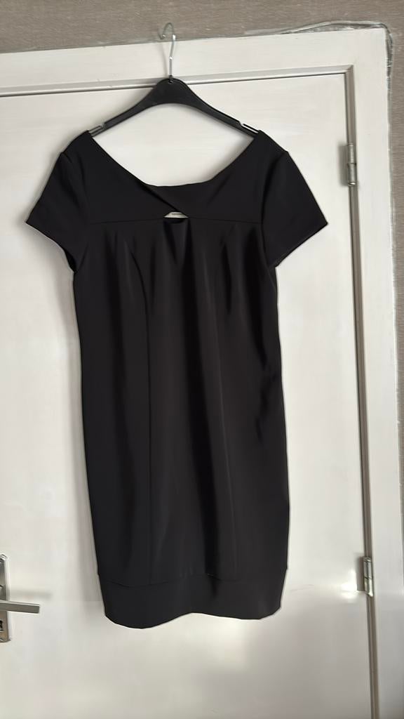Avalanche black dress taille 4, Kleding | Dames, Jurken, Ophalen of Verzenden, Zo goed als nieuw