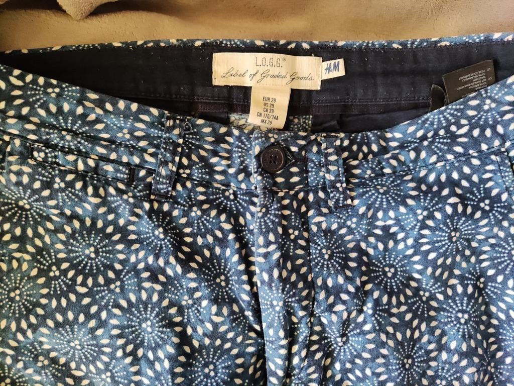 L.O.G.G. bermuda in wit en blauw, size: 29, Kleding | Heren, Broeken en Pantalons, Ophalen of Verzenden, Zo goed als nieuw