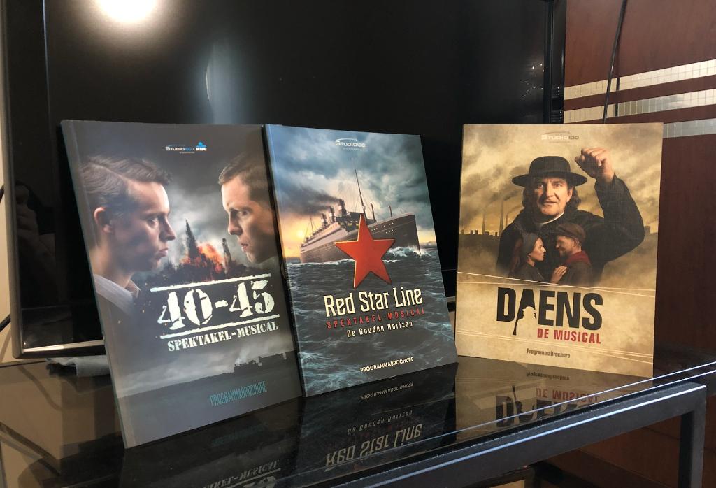 STUDIO 100 - TOP BOEKJES! - DAENS - RED STAR LINE - '40-45', Verzenden, Zo goed als nieuw, Toneel, Studio 100