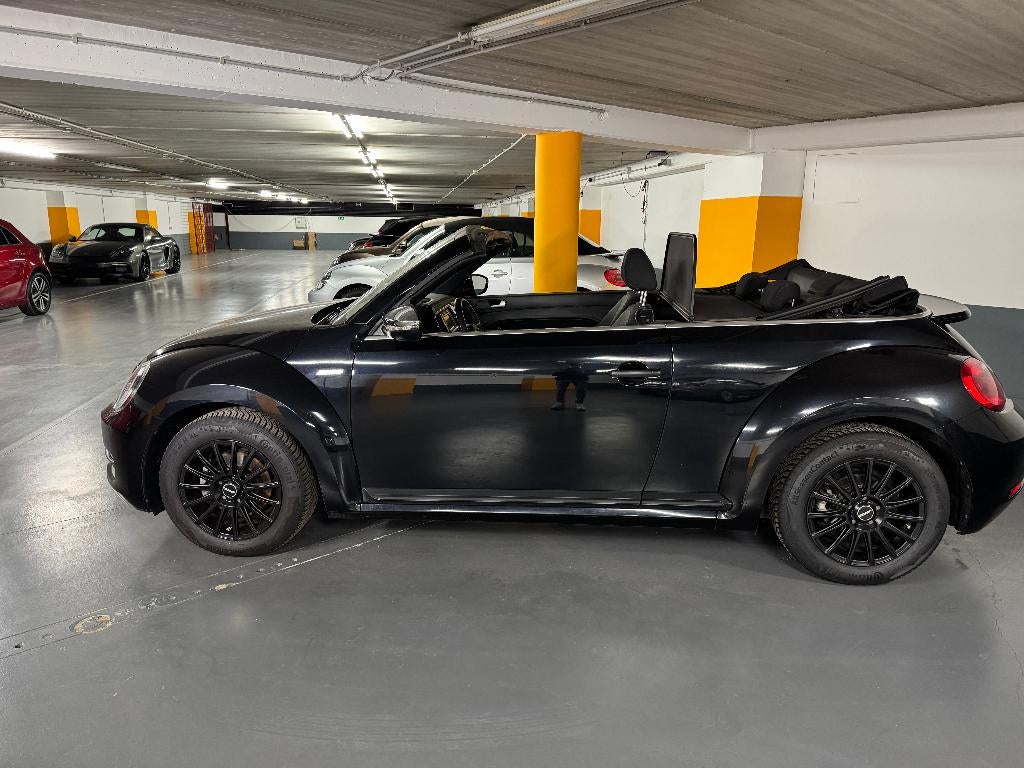 Volkswagen New Beetle zwart DSG Cab 1.2 TSI, Auto's, Volkswagen, Stof, 4 cilinders, Cabriolet, USB