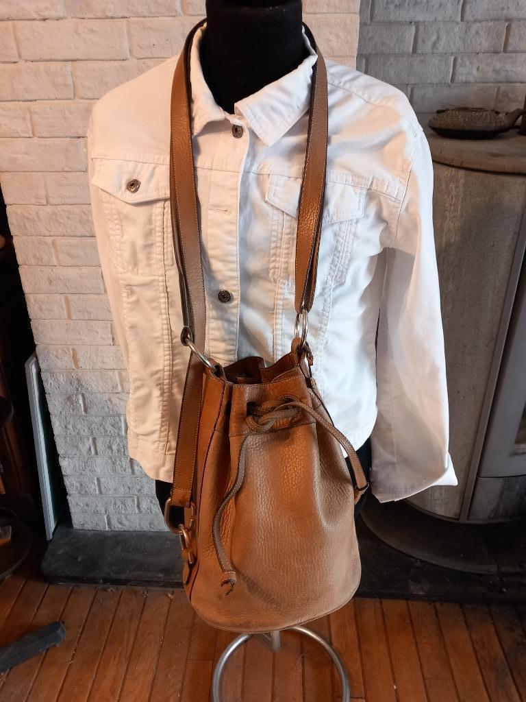 TAS DELVAUX, Handtassen en Accessoires, Ophalen, Gebruikt, Bruin