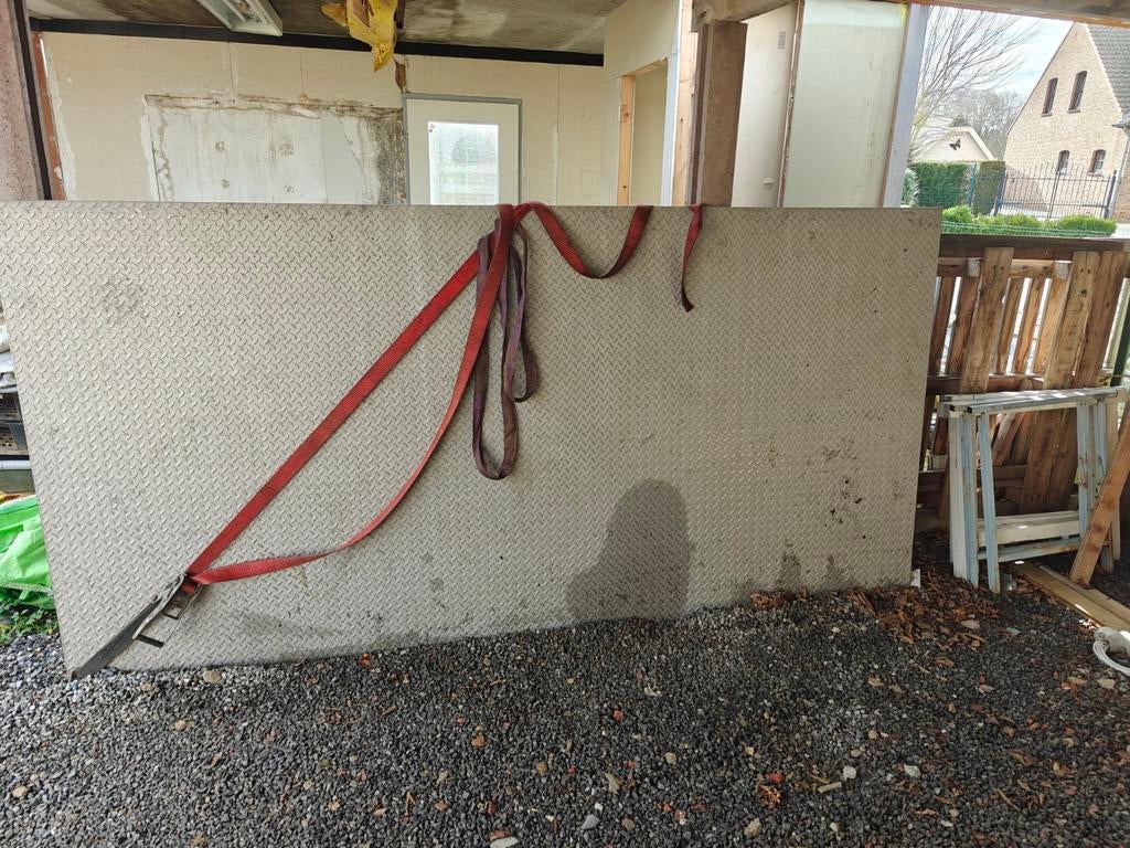 Inox traanplaat, Ophalen