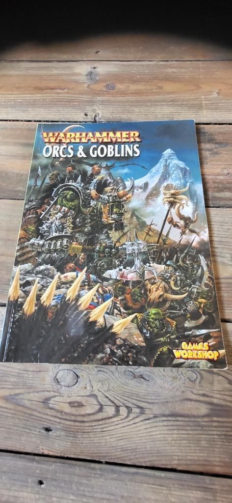Warhammer 6th Orcs & Goblins Army Book, Ophalen of Verzenden, Zo goed als nieuw, Warhammer, Boek of Catalogus