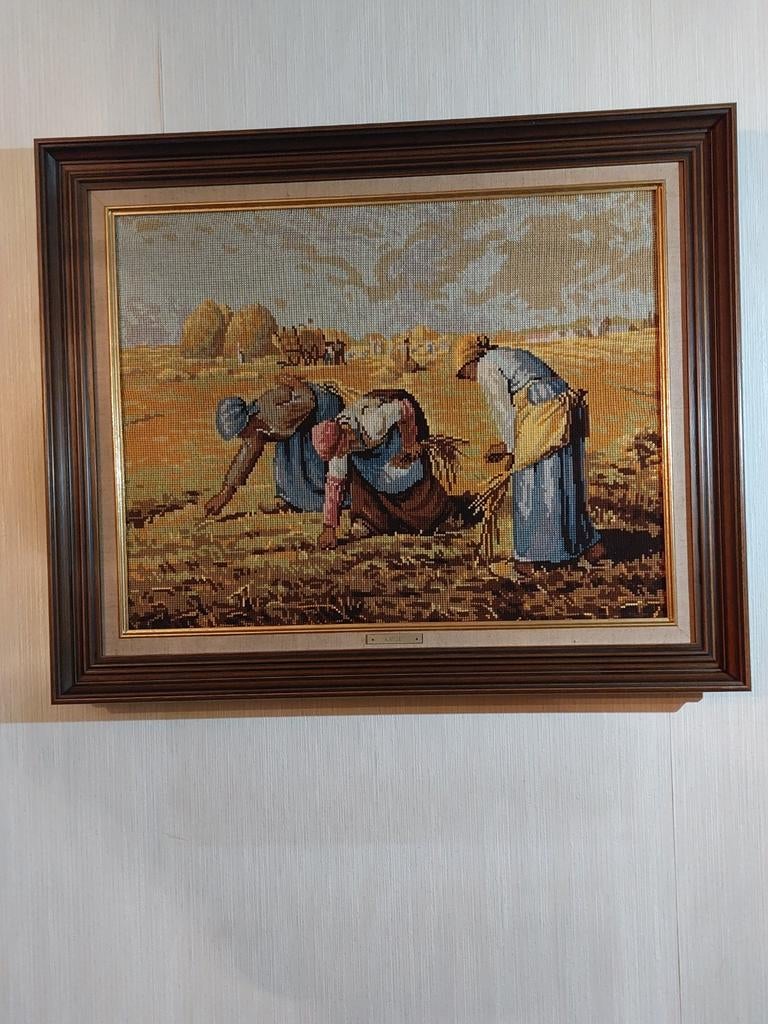 Broderie dans un magnifique cadre d'un tableau de J F Millet, Enlèvement