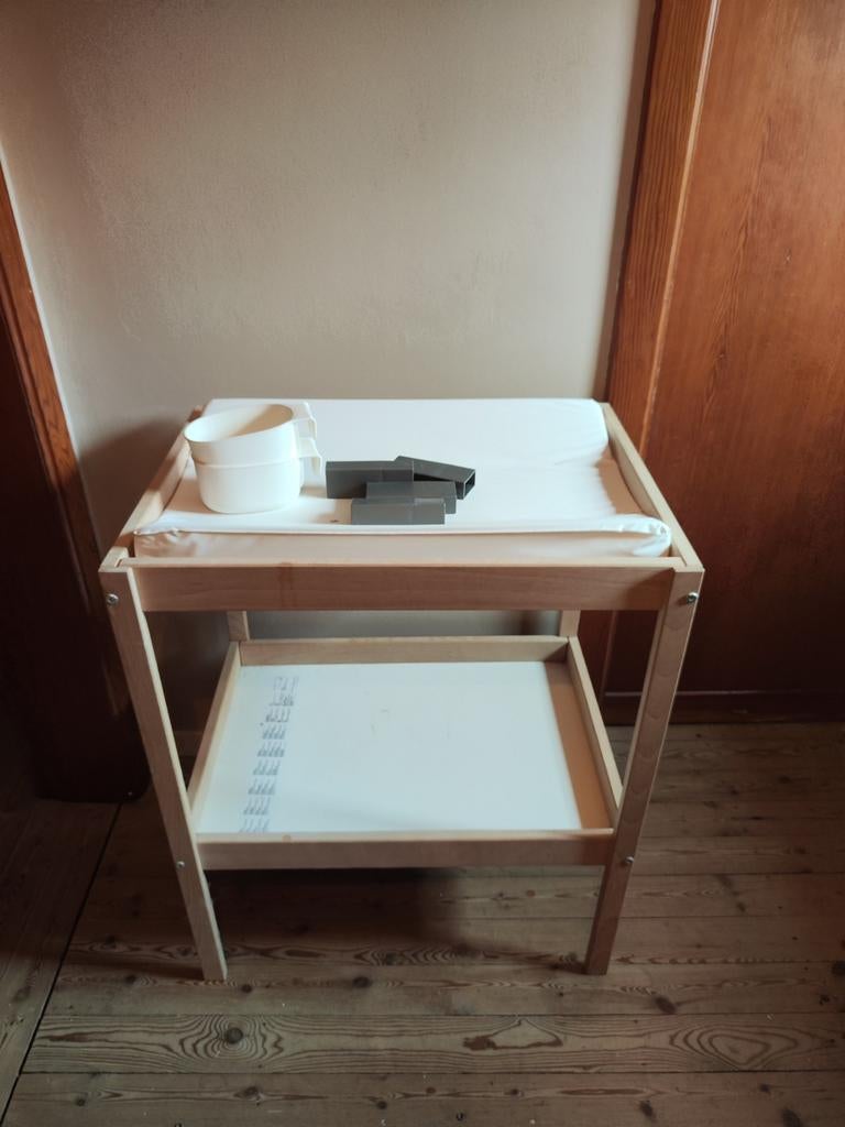 Verzorgingstafel IKEA SNIGLAR, Ophalen