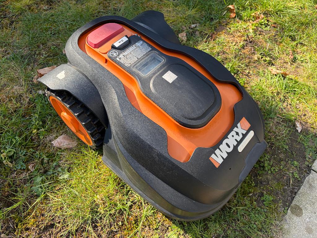 Robotmaaier Worx Landroid WG754E, Jardin & Terrasse, Enlèvement, Utilisé, Moins de 20 cm, Worx