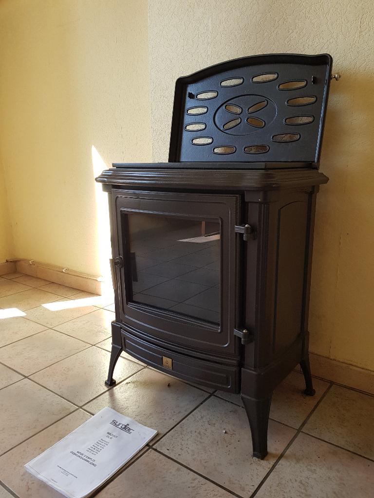 Poele à mazout en fonte 8000 w Surdiac (fonderie de Couvin), Bricolage & Construction, Chauffage & Radiateurs, Comme neuf, Poêle