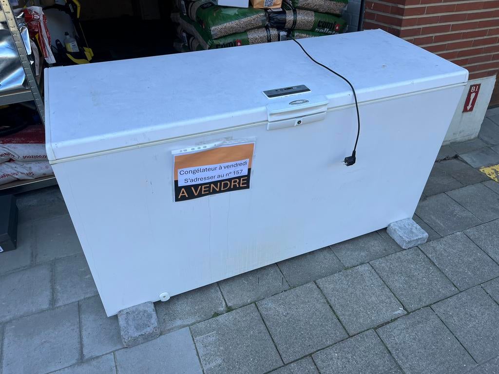 Congélateur 365 litres Whirpool WH3612 A+E, Elektronische apparatuur, Vriezers en Diepvrieskisten, Ophalen, Gebruikt, Tussenbouw