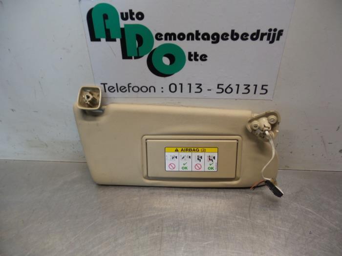 Pare-soleil d'un Jaguar X-Type, -, Utilisé, Jaguar, -