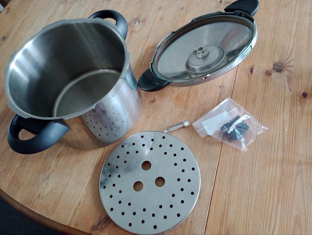 Demeyere snelkookpan 6 l te vervangen onderdelen, Ophalen, Gebruikt, Kookpan of Snelkookpan, Keramische plaat