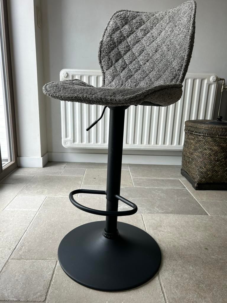 Barkruk, Ophalen, Zo goed als nieuw, In hoogte verstelbaar