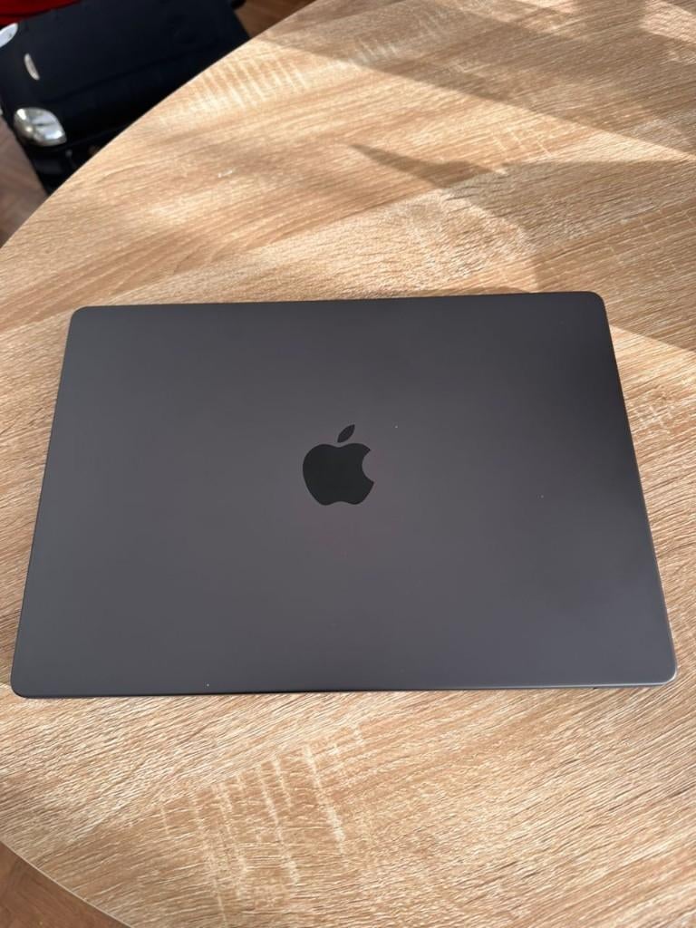 MacBook Pro 14 M3 Pro – 18 Go RAM, 512 Go SSD, 99%–Excellent, Informatique & Logiciels, Apple Macbooks, Comme neuf, MacBook, 15 pouces