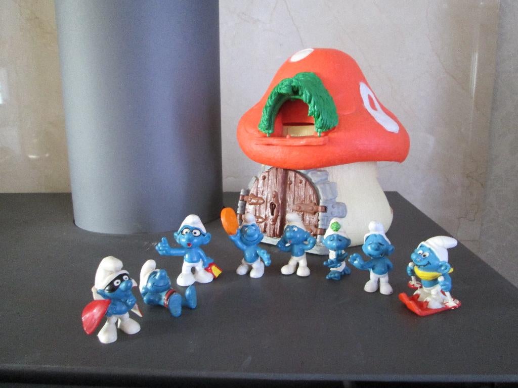 8 smurfen Peyo West Germany en smurfenhuisje, Collections, Schtroumpfs, Enlèvement ou Envoi, Utilisé, Différents Schtroumpfs, Autres types