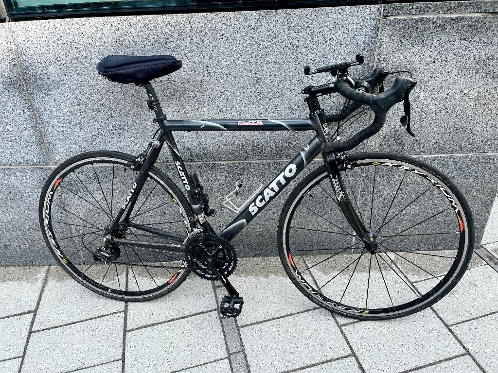 Scatto koersfiets (Shimano 105) net volledig onderhouden, Fietsen en Brommers, Zo goed als nieuw, Meer dan 20 versnellingen, 53 tot 57 cm