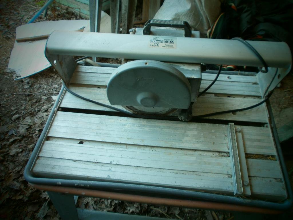 steenzaagmachine, Ophalen, Minder dan 30 mm, Overige typen, 600 tot 1200 watt