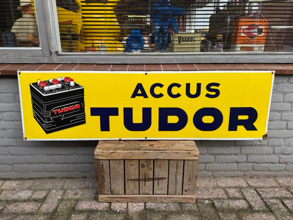 TUDOR Accus oud emaille reclamebord, Ophalen