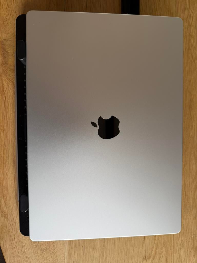 Apple macbook pro 16inch, m4 pro ,24 gb ram ,500gb,garantie, Enlèvement, Comme neuf, MacBook