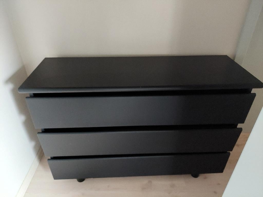Zwarte commode met 3 laden, Ophalen, Gebruikt, 100 tot 150 cm, 3 of 4 laden