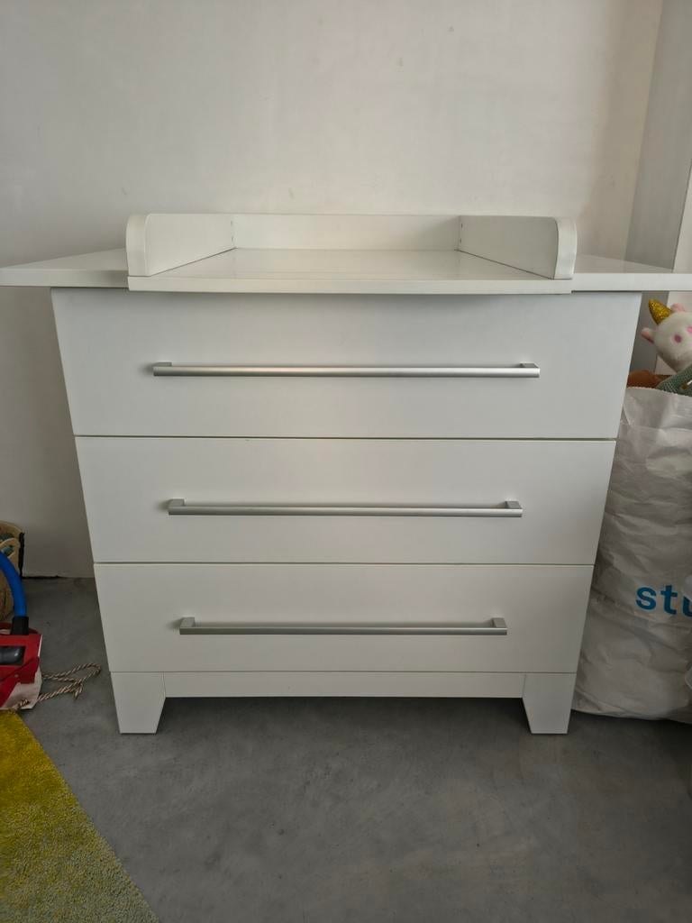 Verzorgingstafel, Ophalen