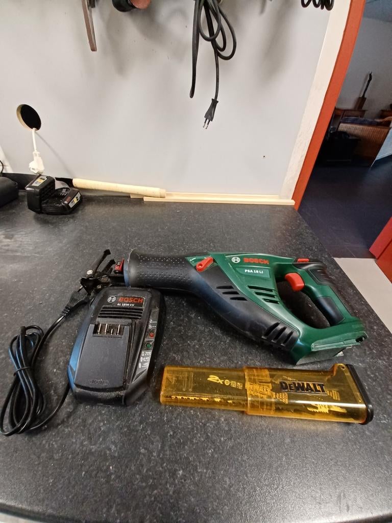 Bosch accu reciprozaag, Enlèvement, Comme neuf, Scie sabre, Bosch