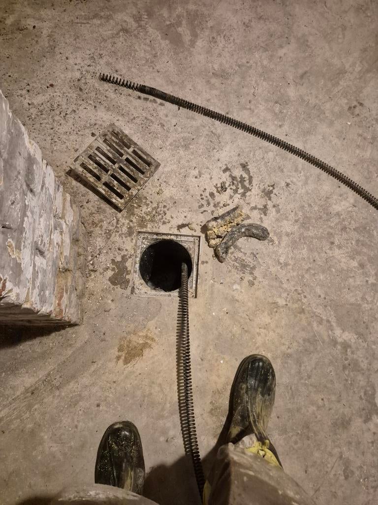 Débouchage canalisations 0466221999, Enlèvement ou Envoi