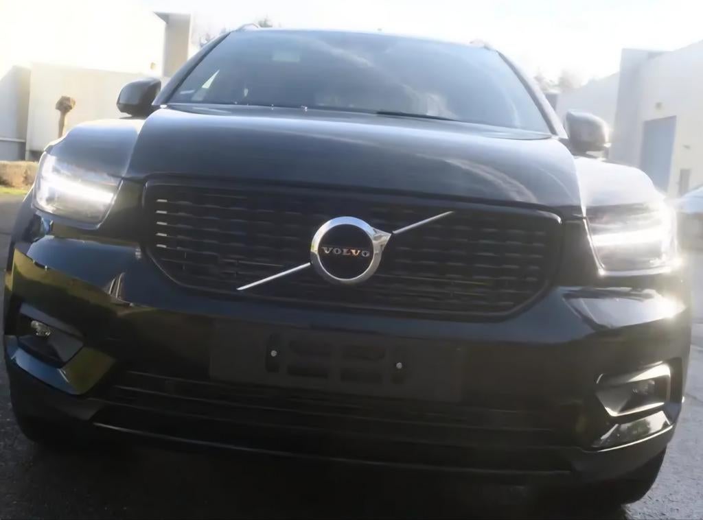 ‼️ VOLVO XC40 T4 RECHARGE ‼️ R-DESIGN HYBRIDE RECHARGEABLE, Autos, Cuir, Achat, Particulier, Hybride Électrique/Essence
