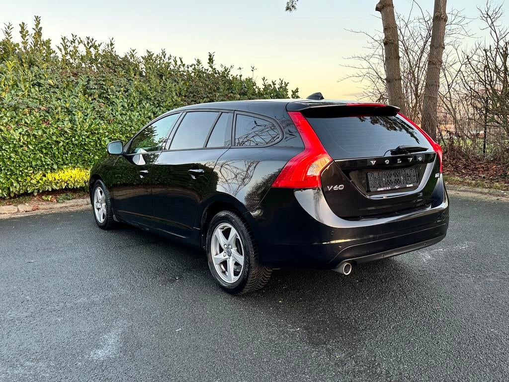 Volvo V60 Break 1.6 Diesel 2016 Euro 6b Airco 145.000km GPS, Autos, Euro 6, Entreprise, Noir, 5 portes