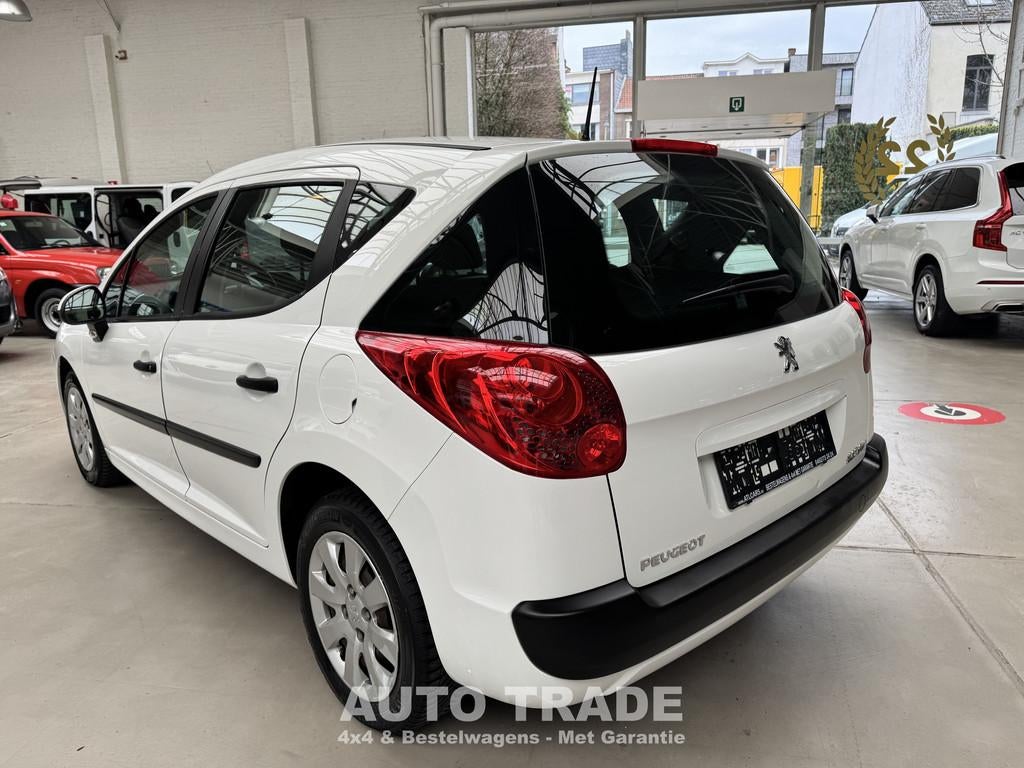 Peugeot 207 Stationwagen | 162.000km | Airco | Ex overheid, Autos, Peugeot, 90 ch, Entreprise, Boîte manuelle, Noir