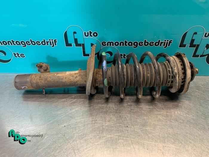 Barre amortisseur avant droit d'un Peugeot 207 (207 06-), -, 3 mois de garantie, Utilisé, -