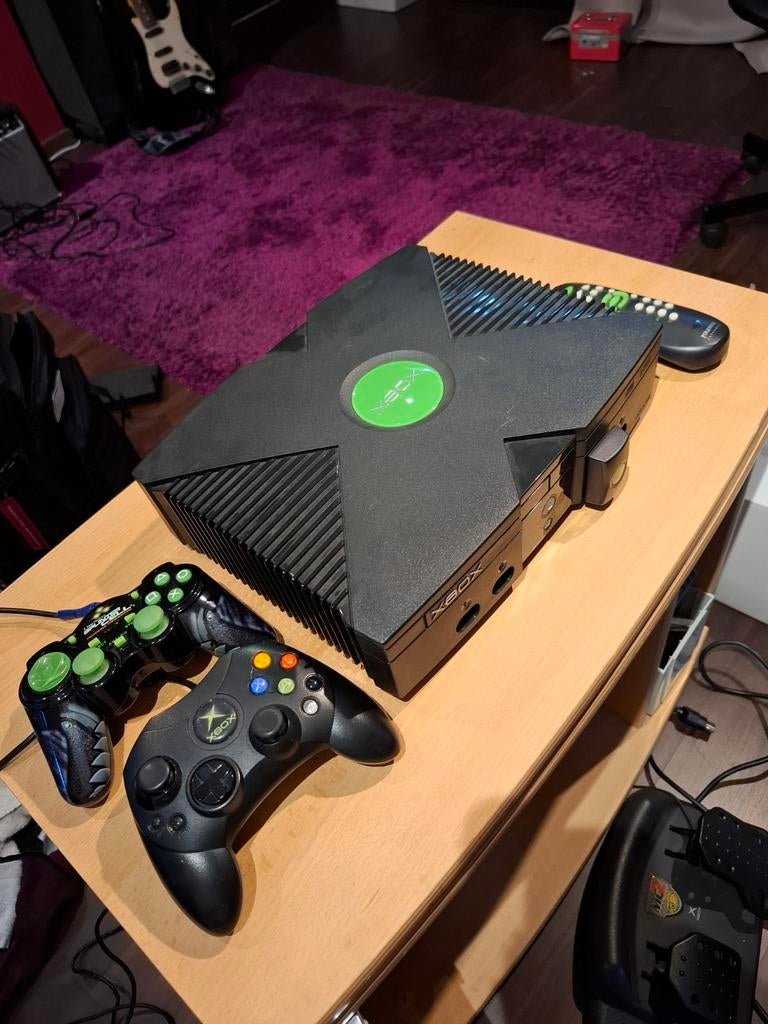 Xbox Classic (Xbox Original), Games en Spelcomputers, Spelcomputers | Xbox Original, Ophalen of Verzenden, Met 2 controllers