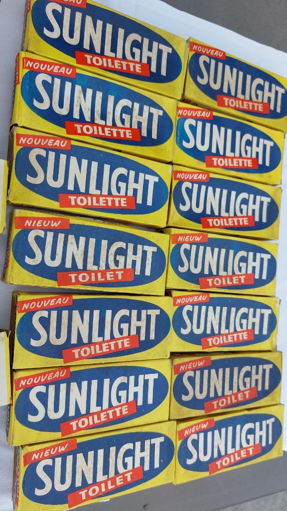Lot de 4 boites de vieux savons sunlight 157g, Antiquités & Art, Enlèvement ou Envoi