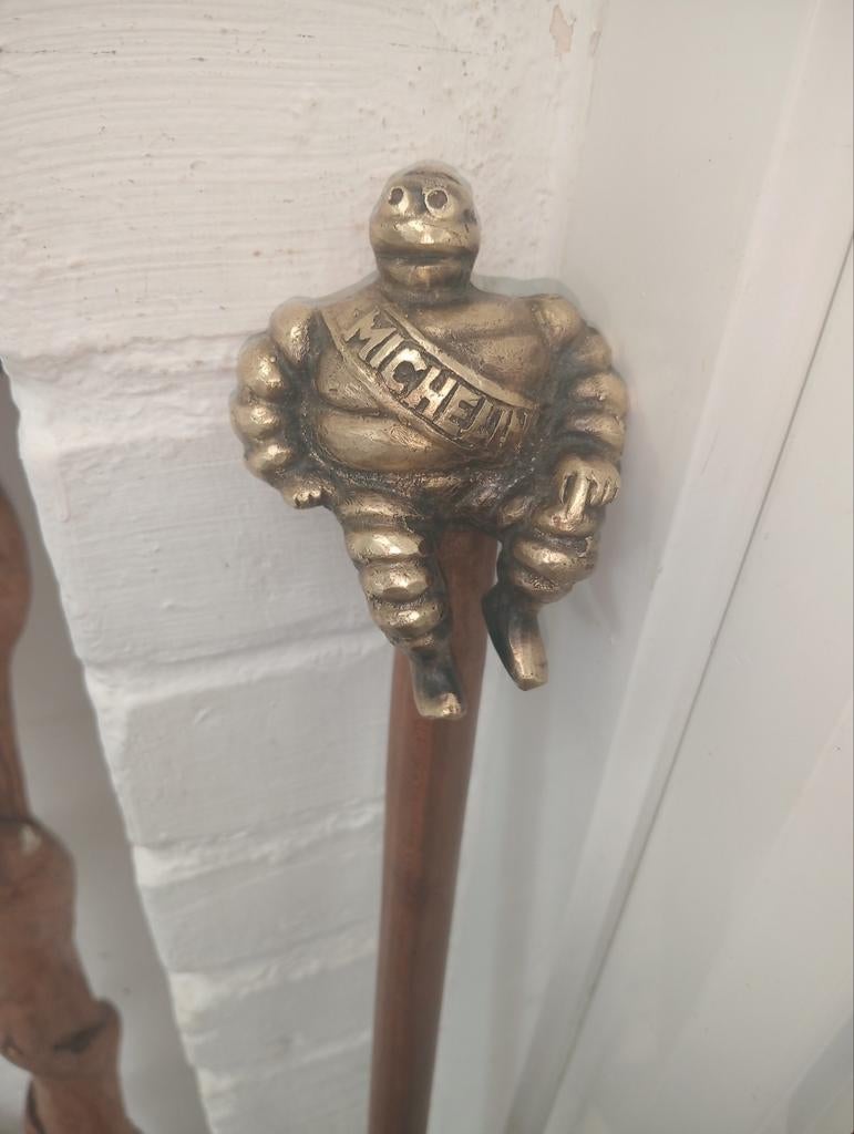 Canne bibendum michelin, Enlèvement ou Envoi