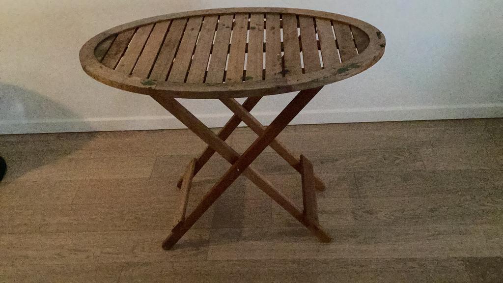 Ovaal tuin of teras tafeltje. €30, Enlèvement, Utilisé, Ovale