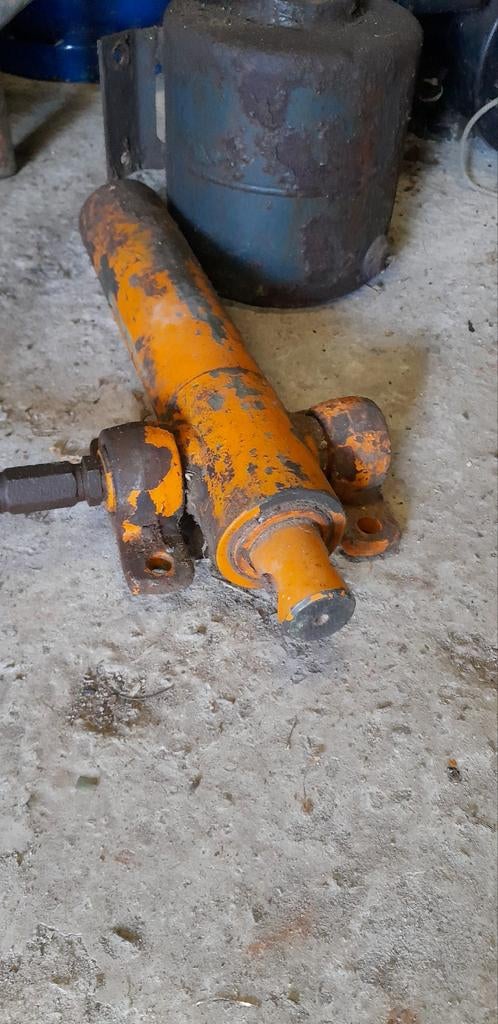 Hydraulische piston 3 stuks, Ophalen