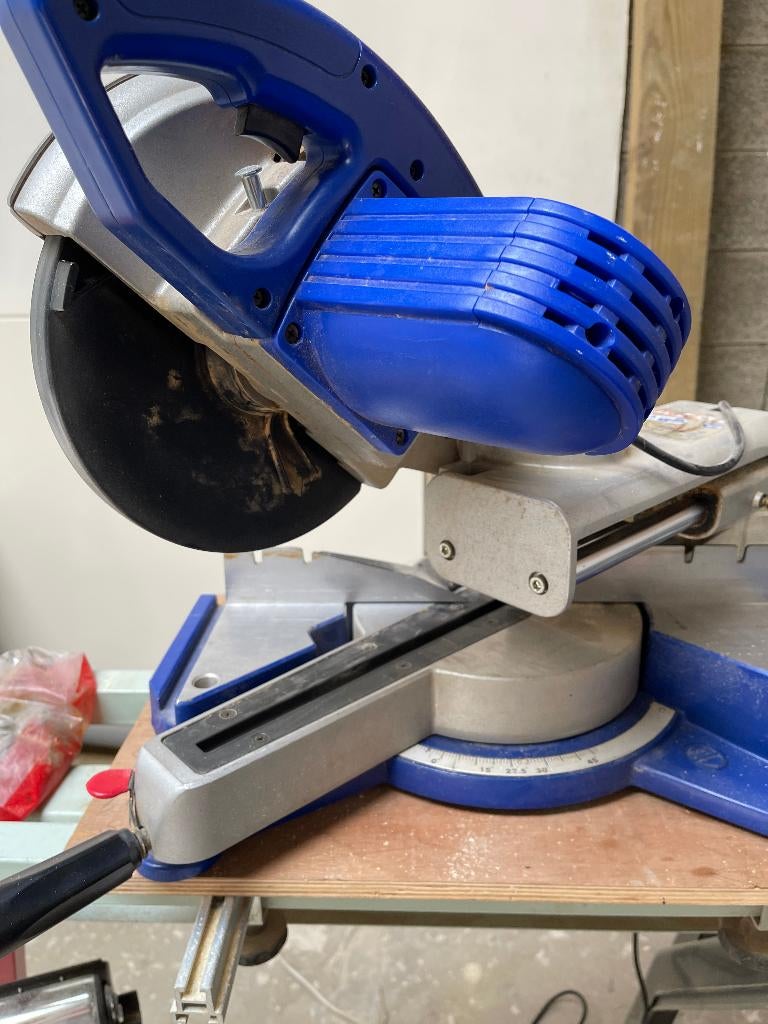 scie a onglet & table, Bricolage & Construction, Outillage | Scies mécaniques, 1200 watts ou plus, 70 mm ou plus, Enlèvement, Utilisé