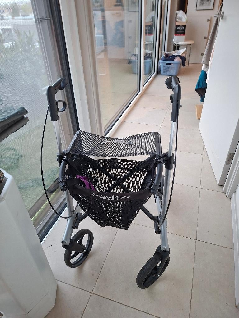 Zwarte stevige rollator, Diversen, Rollators, Ophalen, Gebruikt