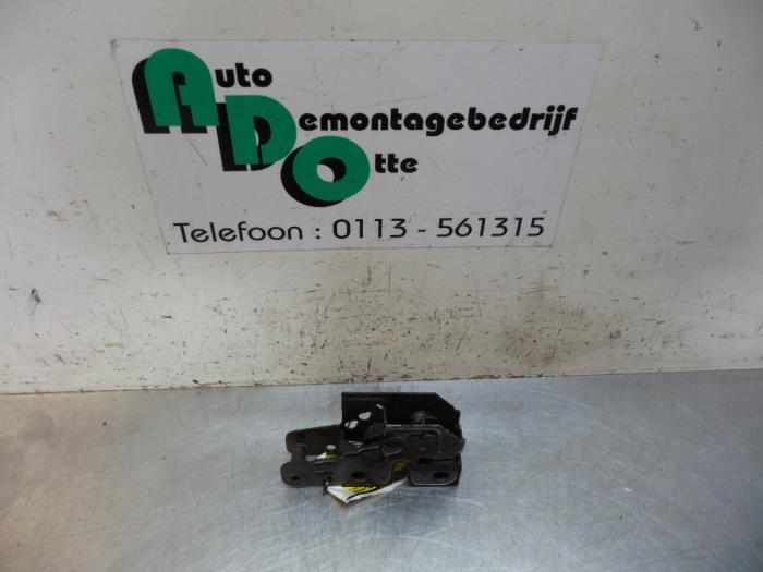 Mécanique de verrouillage capot d'un Seat Ibiza (Ibiza 02-), Autos : Pièces & Accessoires, -, 3 mois de garantie, Utilisé, -