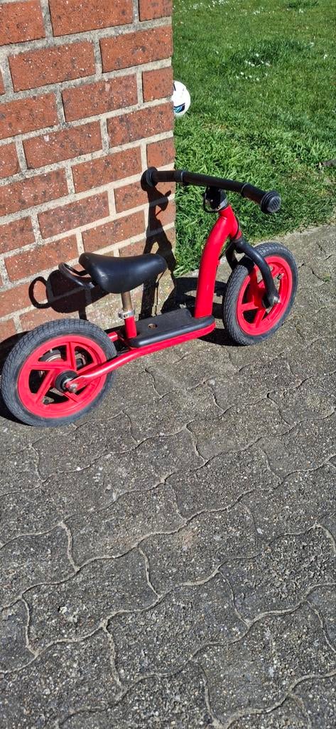 Vélo d'équilibre, Enlèvement